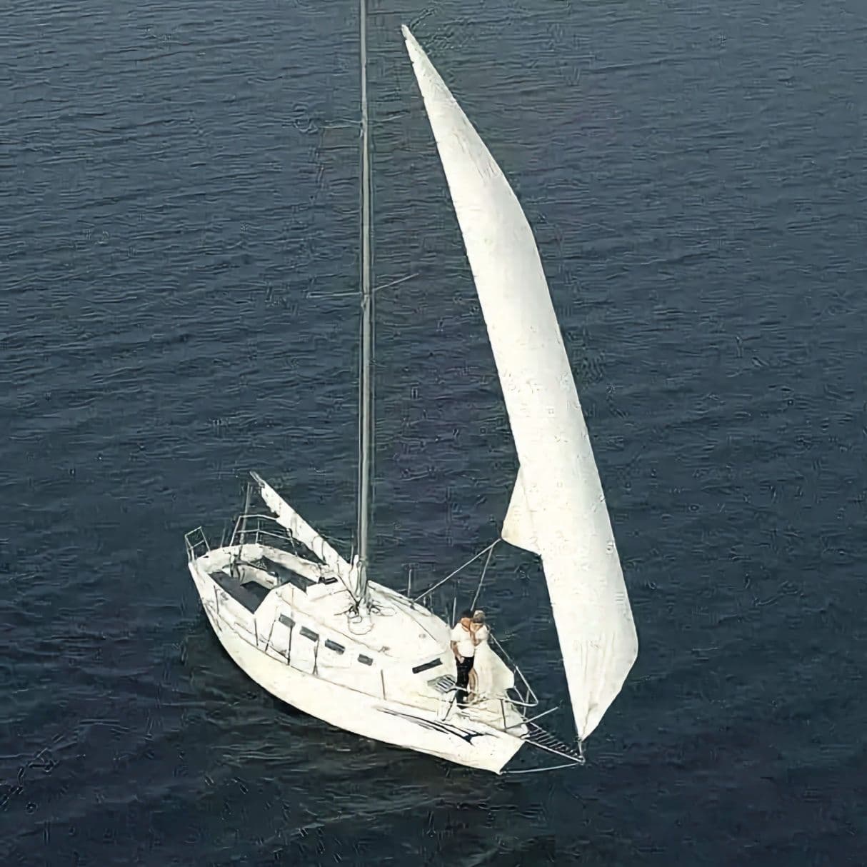 Яхта Арта 